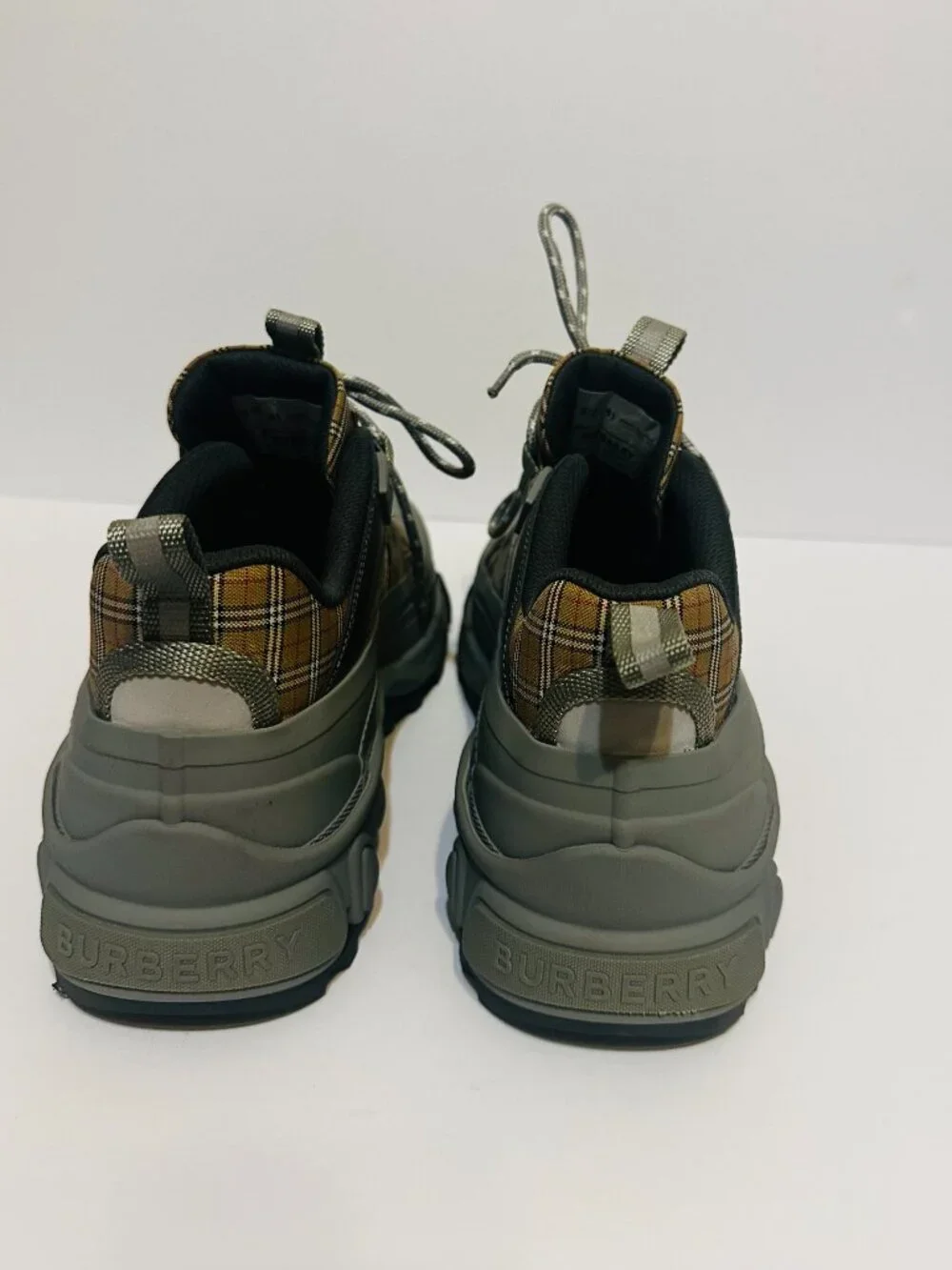 Burberry vintage check